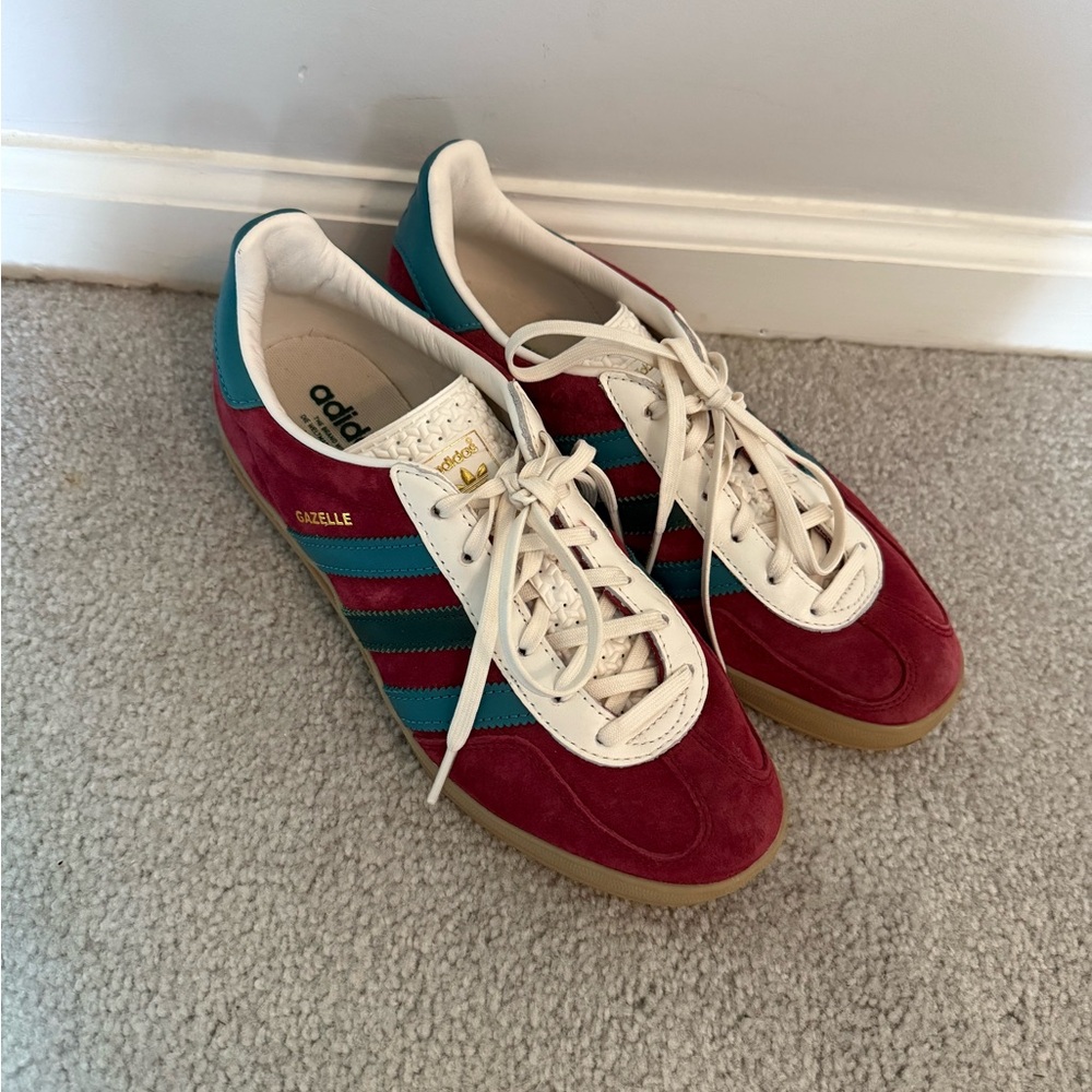 Adidas Gazelle Burgundy and Teal Sneakers size M7/W8